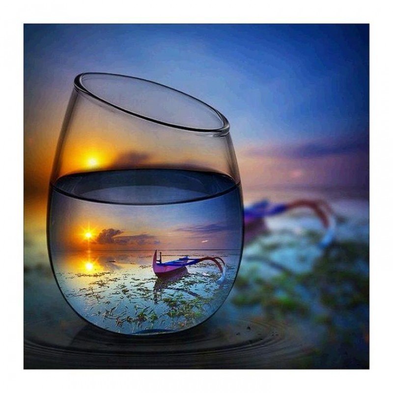 World In Glass Serie...
